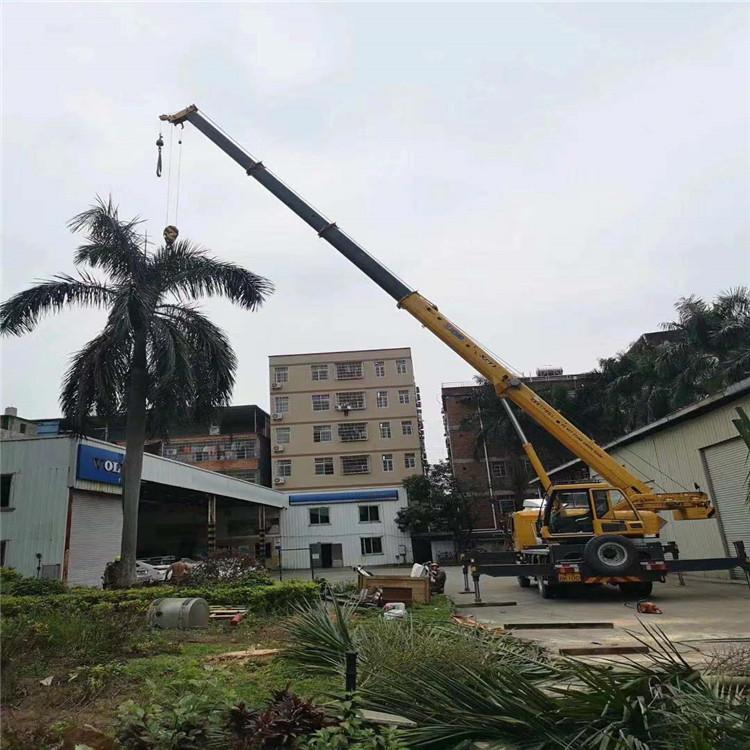 赫山12吨吊车出租一天的收费标准是什么