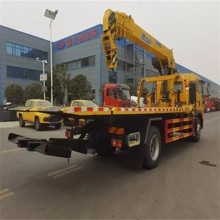 赫山附近小随车吊出租电话，轻松解决搬运烦恼