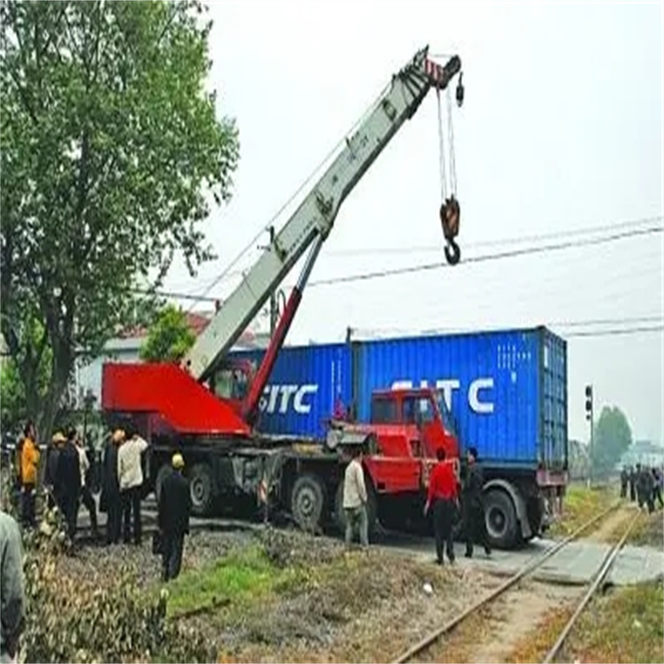 赫山如何快速找到附近的吊车救援公司