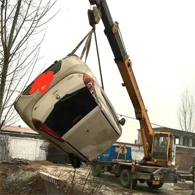 赫山随时待命，吊车24小时道路救援服务全解析