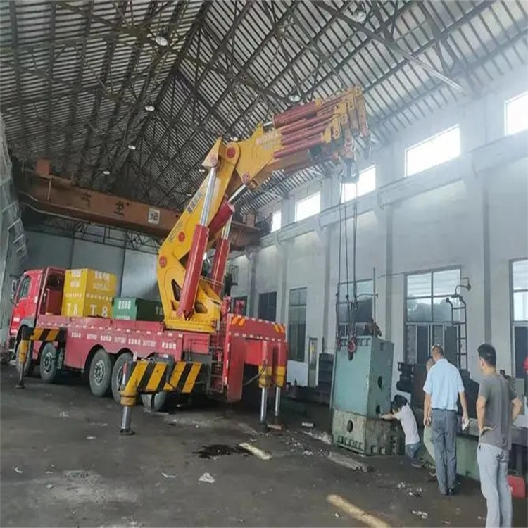 赫山速查！附近自卸吊车租赁电话及租赁全攻略